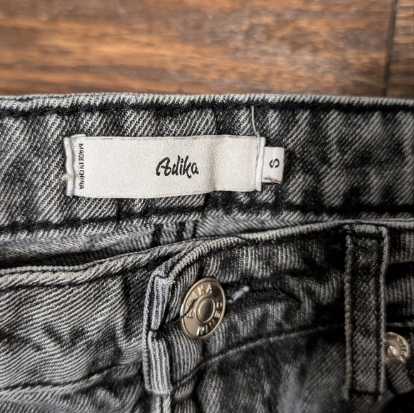 Adika Two-Tone Denim Jeans Gray and Black - Picture 5 of 7